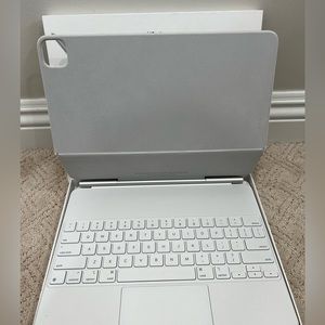 Pre-owned iPad Magic Keyboard